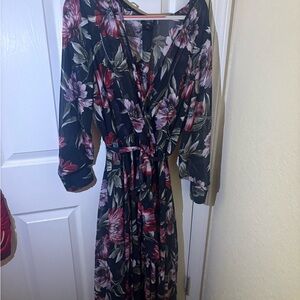 Floral V-Neck Maxi Dress